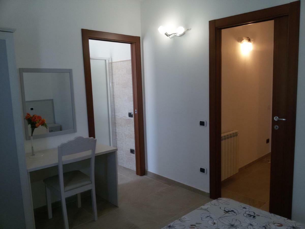 리올라사르도 I Giganti B&B 외부 사진